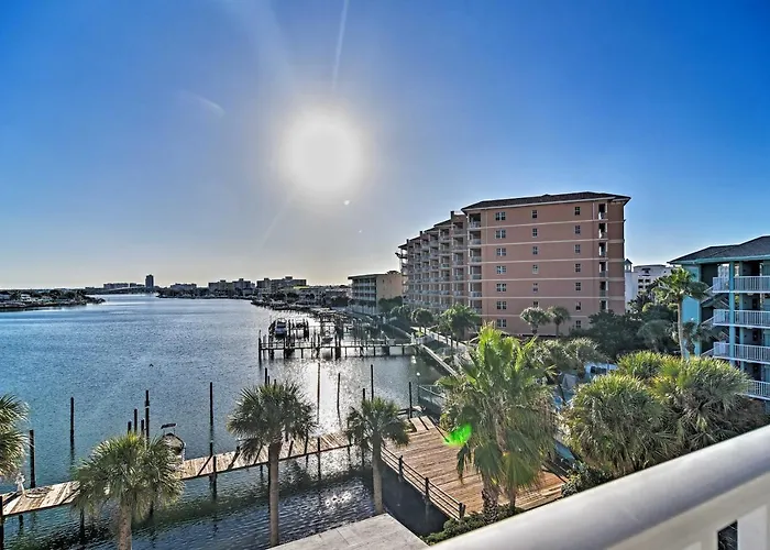 Bayfront Clearwater W/ Pool Access! *